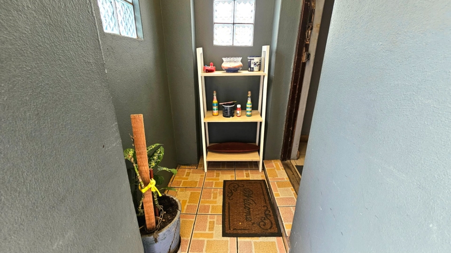 4 Bedroom Property for Sale in Rocklands Western Cape